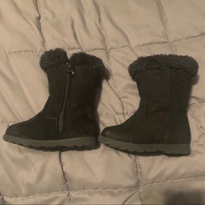 Toddler boots for sell!!